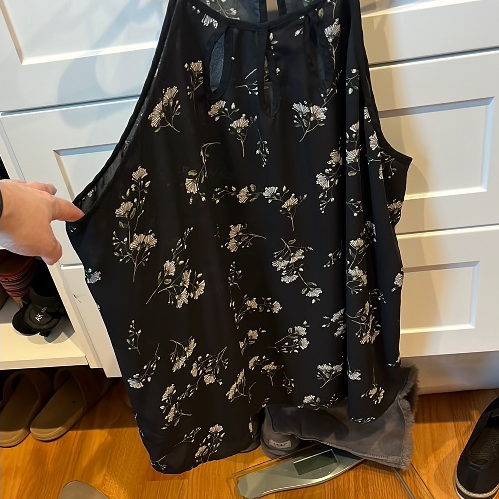 Floral Black Sleeveless Top